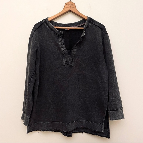 Anthropologie | Pilcro Split Hem Tunic Sweatshirt - Charcoal Gray Pullover EUC - Picture 3 of 9